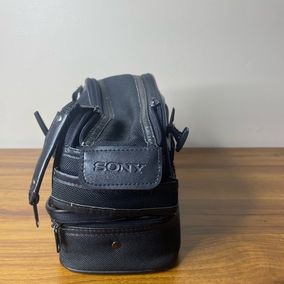 Vintage Sony Camera Carry Case Satchel Bag Double Layer For Handycam - Picture 2 of 6